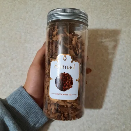 دمنوش میوه ای به و سیب ممتاز سرمد - 250 گرم