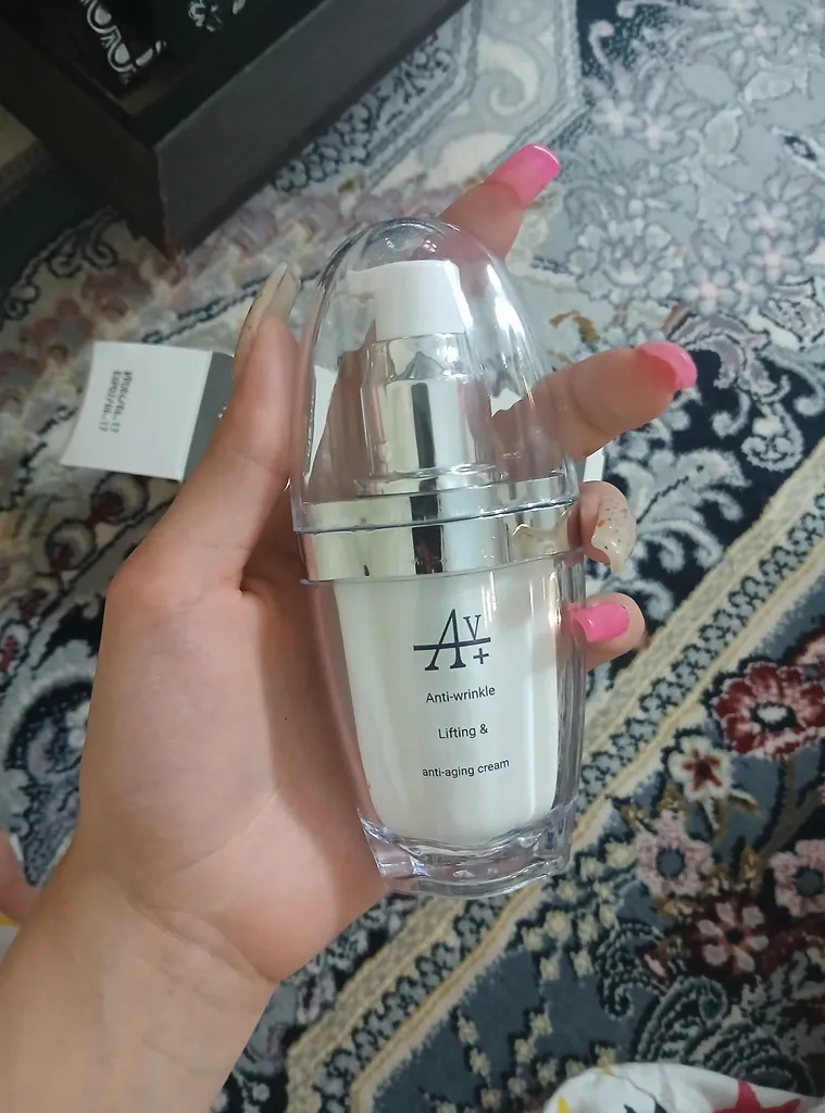 کرم ضد چروک صورت آرت وینا مدل کلاژن مناسب انواع پوست حجم 30 میلی لیتر