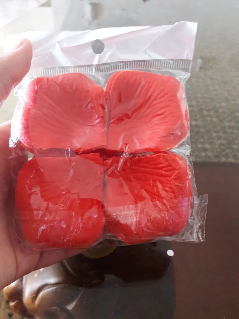 گلبرگ گل مصنوعی شیک و تک مدل DSH 104