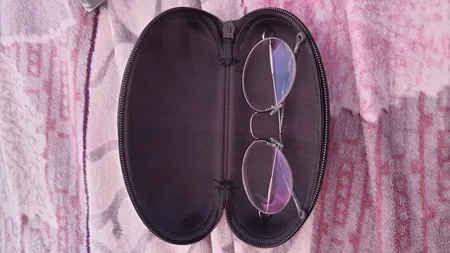 کیف عینک مدل gh01me