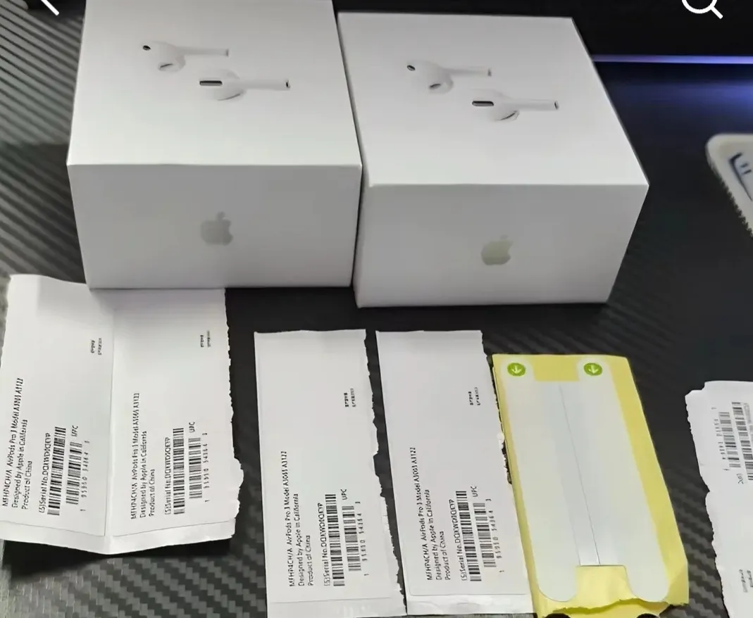 هدفون بلوتوثی اپل مدل AirPods Pro 3