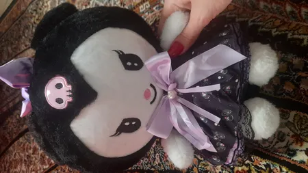 عروسک مدل کرومی پاپیون دار ارتفاع 35 سانتی متر