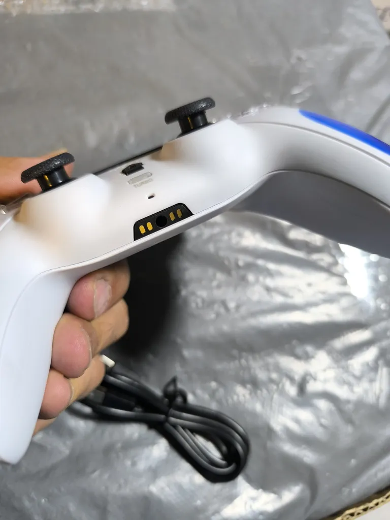 دسته بازی پلی استیشن ۴ مدل Sundi RS5 Pro