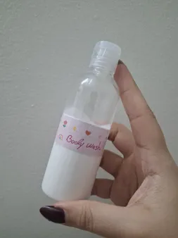 بطری و محفظه کرم مدل F مجموعه 5 عددی