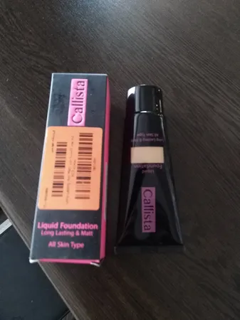 کرم پودر کالیستا مدل Long Lasting And Matt شماره M13 حجم 35 میلی لیتر