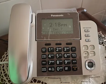 تلفن بی‌سیم پاناسونیک مدل KX-TGF352