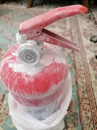 کپسول آتش نشانی دریا مدل b-378 وزن 3 کیلو گرم