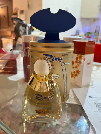 ادوپرفیوم زنانه رمی مارکویس Remy Marquis حجم 60 میلی لیتر