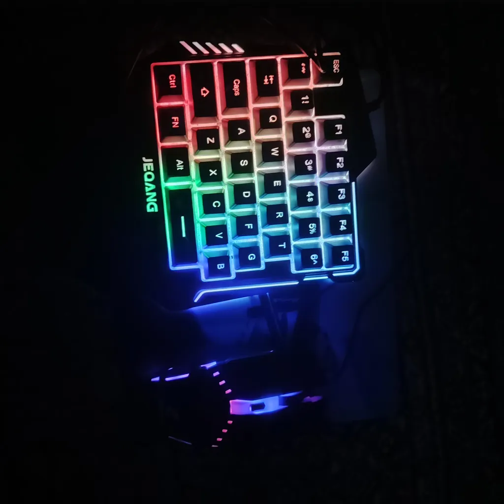 کیبورد و موس مخصوص بازی جکنگ مدل JK-913، سوییچ ممبران، Full-Size، نورپردازی LED RGB
