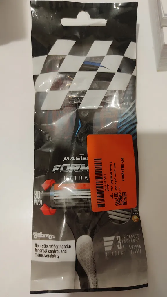 خود تراش مستر شیو مدل formula1 بسته 3 عددی