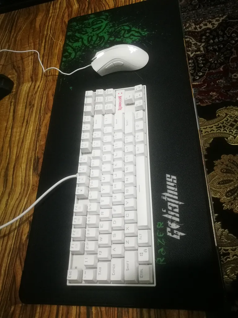 کیبورد گیمینگ ردراگون مدل K552 Kumara، سوییچ مکانیکال قرمز، Tenkeyless، نورپردازی RGB، قابلیت Anti-Ghosting