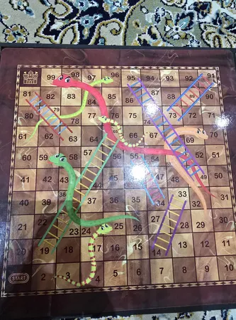 بازی فکری شطرنج و منچ مدل فروردین بسته 9 عددی