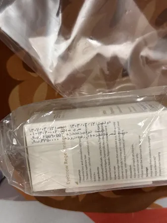 ژل تقویت کننده ابرو سروینا مدل Eyebrow Regenerator حجم 15 میلی لیتر