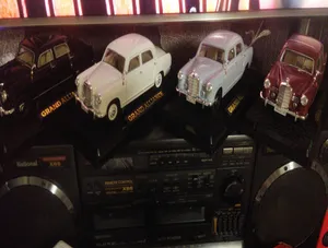 تجریه خرید ماشین بازی مدل مرسدس بنز ۱۸۰ دیزل