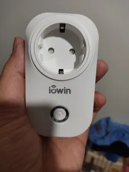 پریز هوشمند آی.او.وین مدل WinPlug