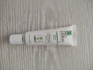 تجریه خرید ژل ضد جوش پرودرما مدل ACNEVEST حجم 20 میلی لیتر