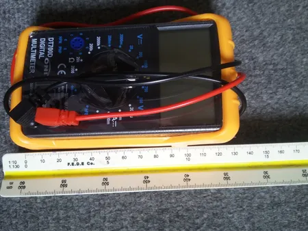 مولتی متر دیجیتال مدل DT700D