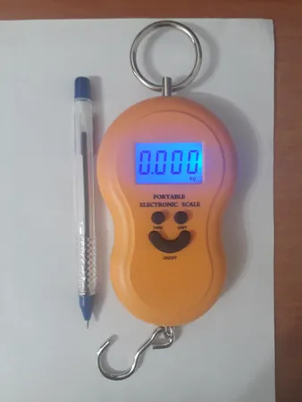 ترازو آویز مدل beh005