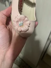 تجریه خرید کفش دخترانه مدل فرناندا گلدار برچسبی WH.3618