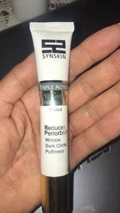 تجریه خرید کرم دور چشم ساین اسکین مدل WDP حجم 20 میلی لیتر