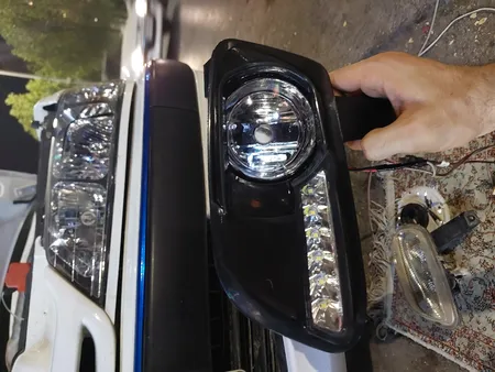 چراغ مه شکن جلو خودرو مدل DL85 مناسب برای پژو پارس بسته 2 عددی