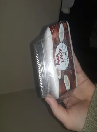 اسکراب لایه بردار پوست مکس لیدی مدل نارگیل حجم 300 میلی لیتر