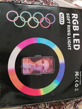 رینگ لایت مدل MJ33-RGB