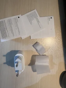 شارژر دیواری 20 وات اپل مدل 20W USB-C