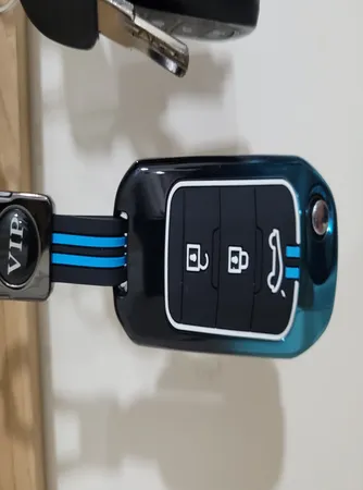 کاور ریموت و سوئیچ خودرو ام آر جی مدل A1111 طرح فلز گرادیانی مناسب برای تارا دستی