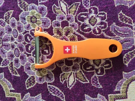 پوست کن کیساگ مدل Crossbow