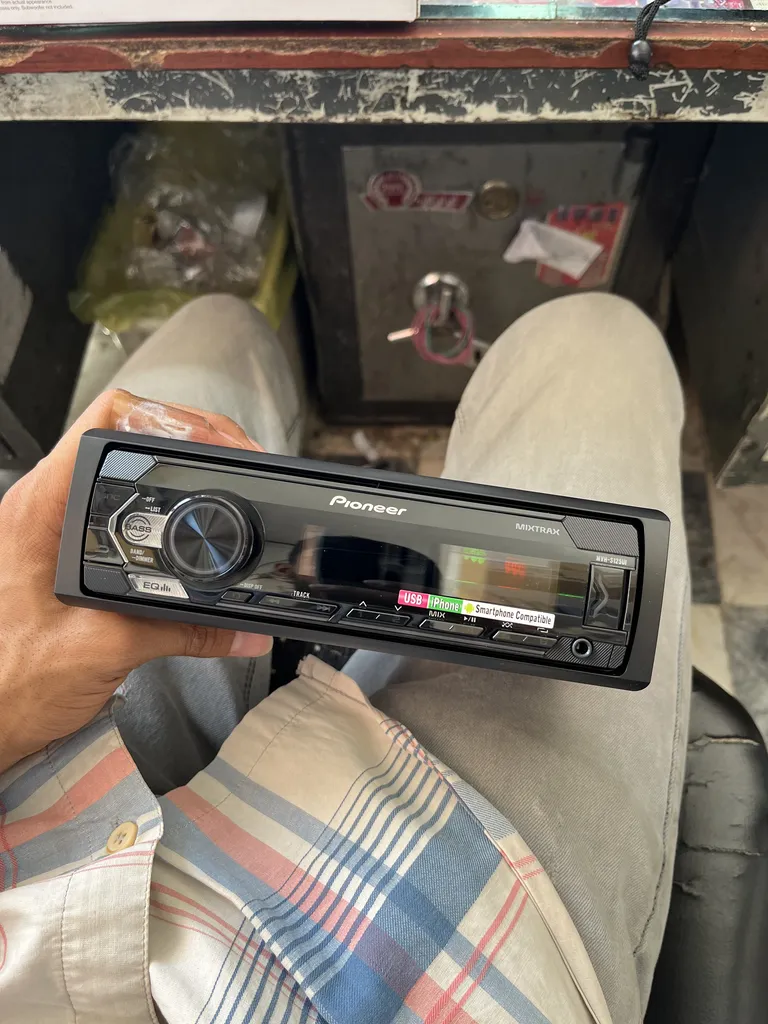 پخش کننده خودرو پایونیر مدل MVH-S125UI