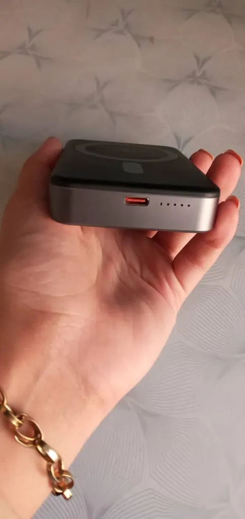 پاوربانک بی‌سیم 15 وات ایکس انرژی مدل X-814M 22.5W ظرفیت 10000 میلی آمپر ساعت