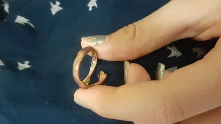 انگشتر مدل آغوش کد agh-brg