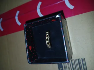 تجریه خرید انگشتر طلا 18 عیار زنانه با طرح کارتیه کد 0916 سایز 54