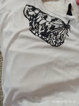 بلوز زنانه طرح پروانه کد 105