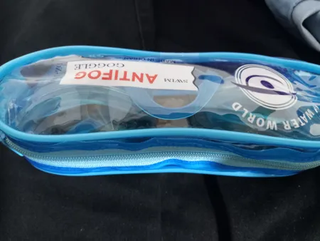 عینک شنا مدل کیفی 1600