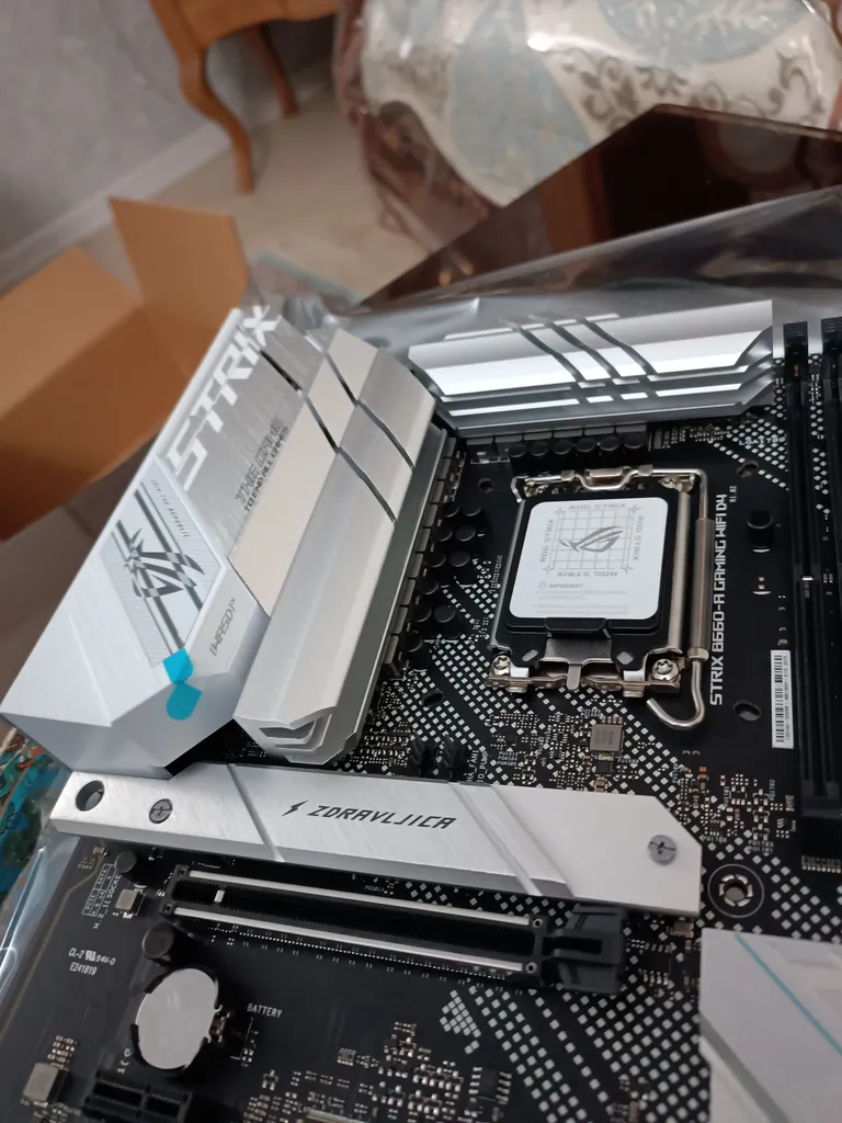 مادربرد ایسوس مدل ROG STRIX B660-A GAMING WIFI D4