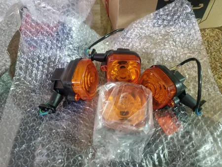 چراغ راهنما موتورسیکلت مدل SILR مناسب برای هوندا 125 مجموعه 4 عددی