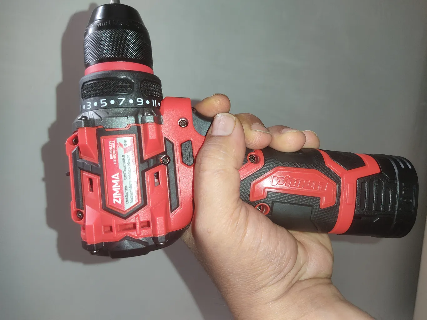 دریل پیچ گوشتی شارژی زیمما مدل براشلس 18 ولت