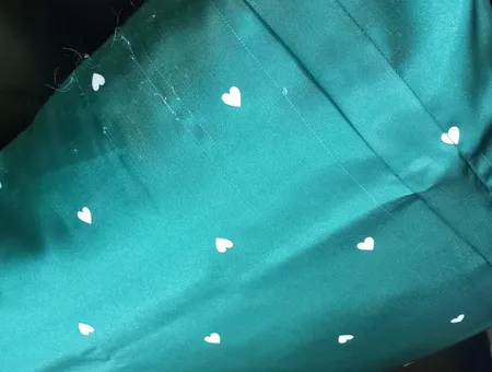 رو بالشی مدل ساتن ابریشم طرح قلب