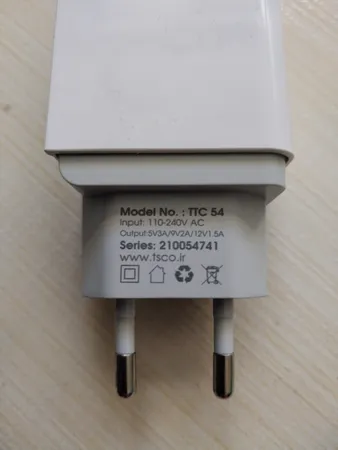 شارژر دیواری تسکو مدل TTC 54