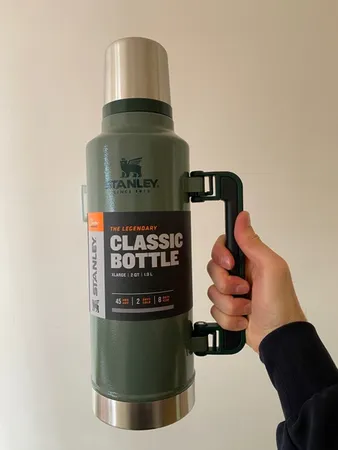 فلاسک استنلی مدل Classic Legendary گنجایش 1.9 لیتر