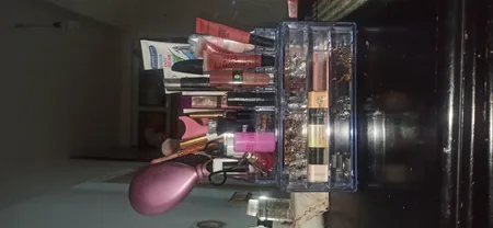 استند لوازم آرایشی مدل vs1