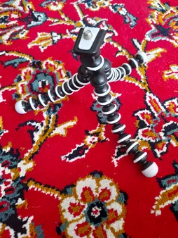 سه پایه گوریلا انعطاف پذیر سایز کوچک مناسب برای گوشی موبایل