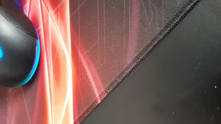 ماوس پد مخصوص بازی ایسوس مدل ROG Strix Edge