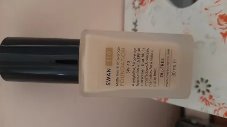 کرم پودر این لی مدل SWAN حجم 110 میلی لیتر