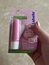 تجریه خرید بالم لب لابلو مدل Soft Rose