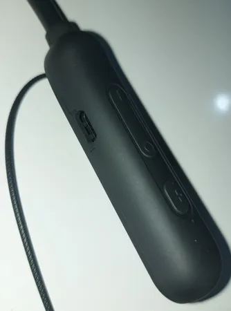 هدفون بلوتوثی داوو مدل EAGLE