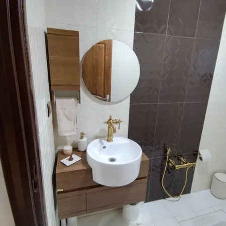 ست کابینت و روشویی آزالیا مدل Milana 17 به همراه آینه و باکس