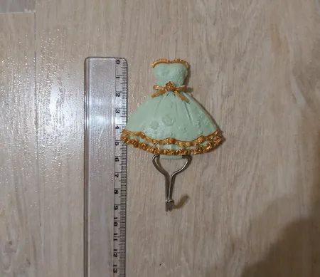 آویز حوله مدل Lady Dress